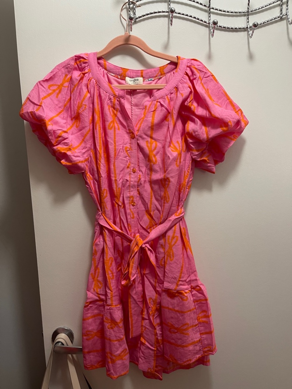 NWT Umgee Bow Print Mini Dress w/ Tie Waist - Picture 4 of 10